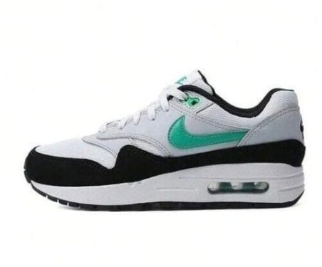 Nike Max 1 Ladies Sizes 4-9